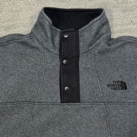 Men’s North Face Sweatshirt Quarter Button Dark Gray - Picture 2 of 5
